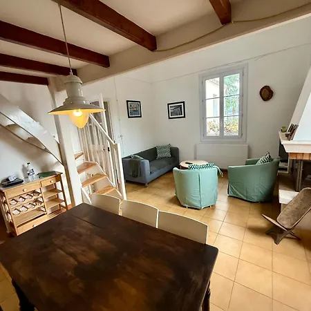 Duplex T3 Front De Apartment